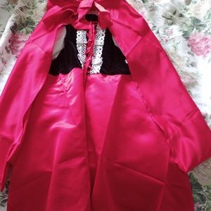 Halloween costume (riding hood)